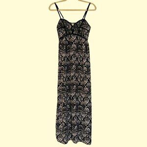 Boutique Black & Grey Pattern Maxi Dress - Size M